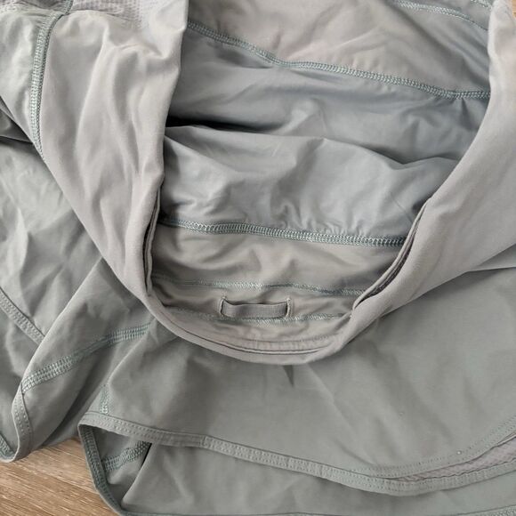 Lululemon Shorts Womens Size 6 Run Off Route High Rise 4" Blue Cast Swift W7BBPS - Picture 3 of 5